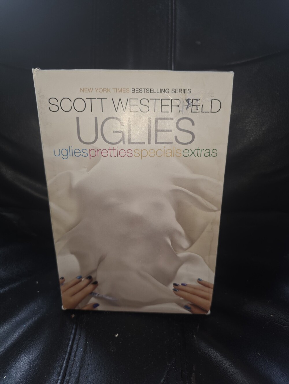 Uglies (Boxed Set): Uglies; Pretties; Specials; Extras by Scott Westerfeld